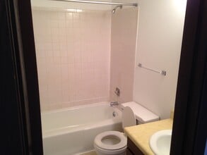 609 Kennedy Dr, Unit 603 Kennedy Drive in Grand Island, NE - Building Photo - Building Photo