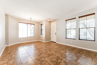 3419 W Darien Way in Phoenix, AZ - Building Photo - Building Photo