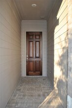 14131 Lake Lodge Dr in Conroe, TX - Building Photo - Building Photo