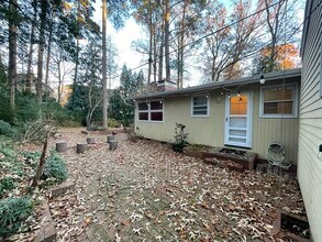 1212 Dogwood Ln in Raleigh, NC - Building Photo - Building Photo