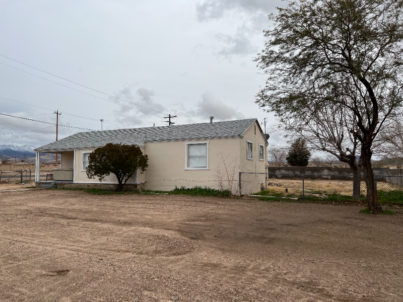 2344 Karen Ave in Kingman, AZ - Building Photo