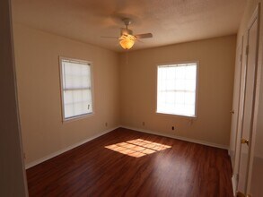 9270 Josey St in Beaumont, TX - Building Photo - Building Photo