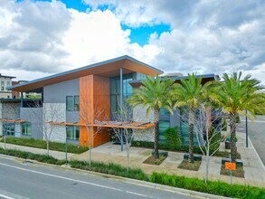 5427 Melissa Ln in Dublin, CA - Foto de edificio - Building Photo