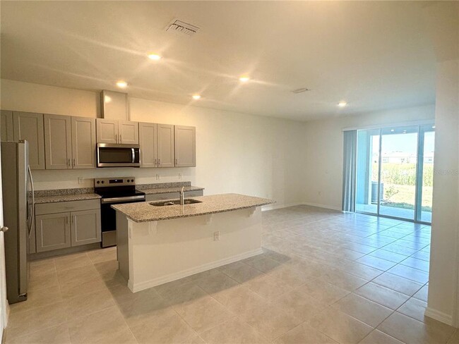 1492 Isleta Lp in Kissimmee, FL - Building Photo - Building Photo