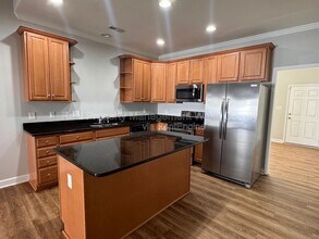 7310 Caversham Way in Raleigh, NC - Building Photo - Building Photo