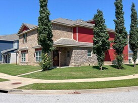 4066 W Sardinia Way in Fayetteville, AR - Building Photo