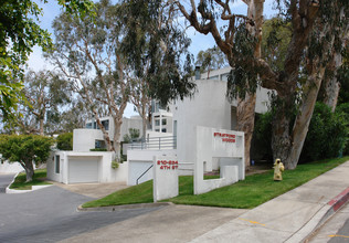 Stratford Woods in Del Mar, CA - Building Photo - Building Photo