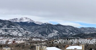 2813 King St in Colorado Springs, CO - Building Photo