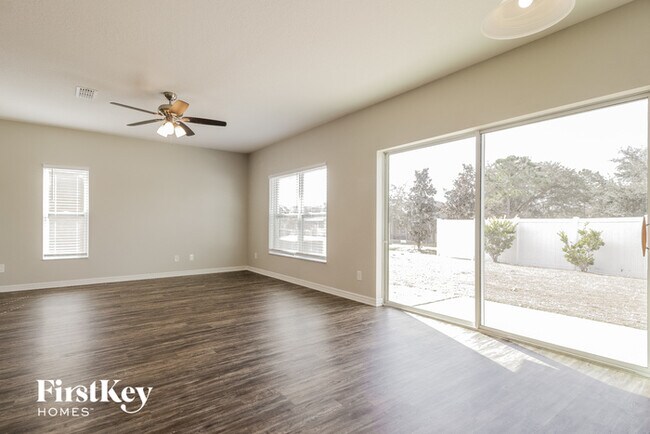 4796 Rockvale Dr in Kissimmee, FL - Foto de edificio - Building Photo