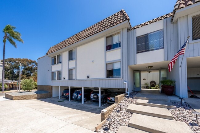 University Crest Apartments