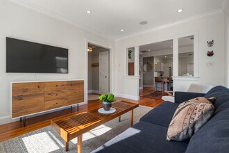 22 S Walter St, Unit 3 in Boston, MA - Building Photo - Building Photo