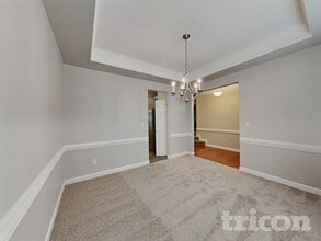 7310 Rock Hampton Ct in Harrisburg, NC - Foto de edificio - Building Photo