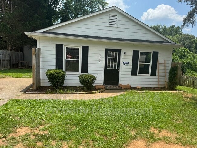 708 W Devonshire St in Winston-Salem, NC - Building Photo - Building Photo