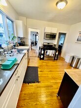 278 Willis Ave, Unit 1 in Medford, MA - Building Photo - Building Photo