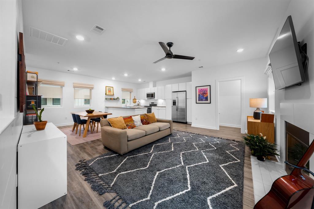 5924 S Congress Ave in Austin, TX - Building Photo