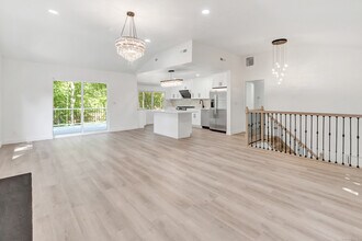 51 Great Oak Rd in Shelton, CT - Building Photo - Building Photo