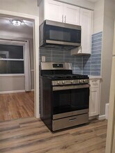 1261 E Chesterfield St in Ferndale, MI - Foto de edificio - Building Photo