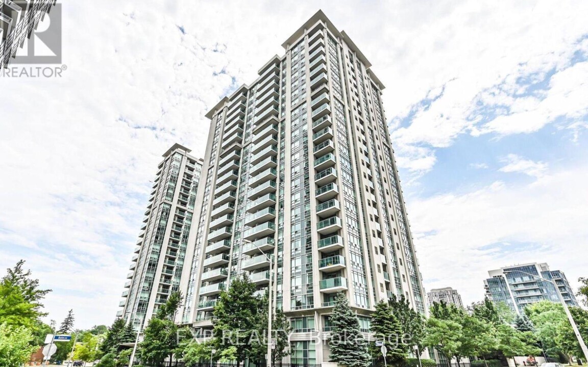 31-731 Bales Ave in Toronto, ON - Building Photo