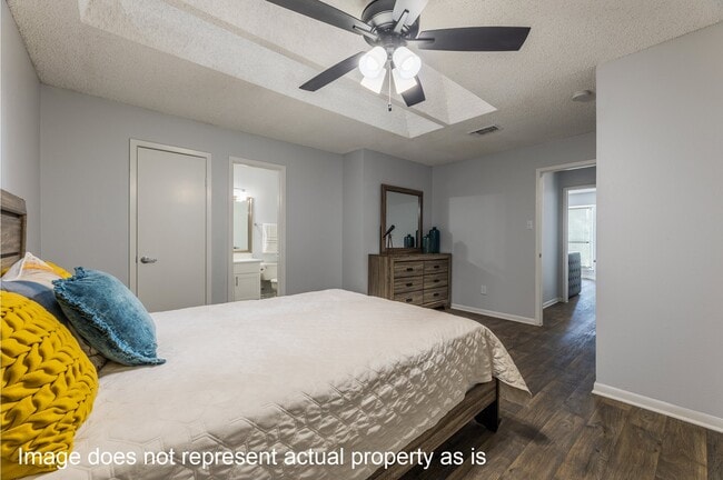 1918 Place Rebecca Ln