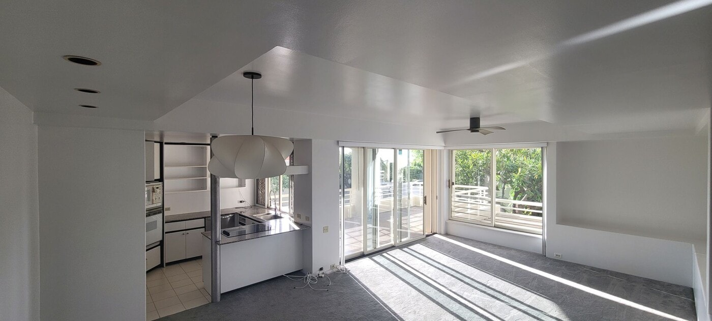 3200 Wailea Alanui Dr in Kihei, HI - Building Photo