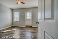 824 E 22nd St photo'