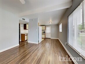 9228 82nd Way in Seminole, FL - Foto de edificio - Building Photo