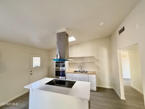 3216 Drumond Rd in El Paso, TX - Building Photo - Building Photo
