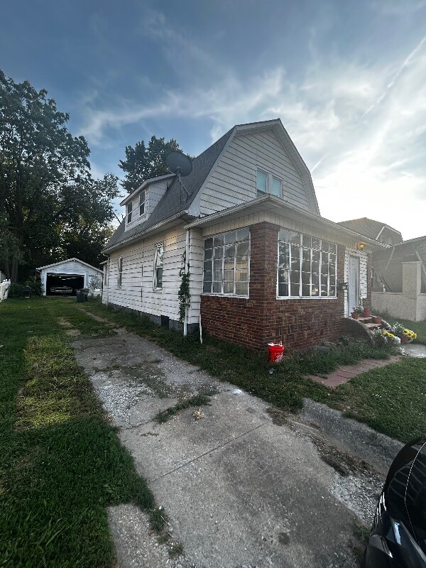 1640 4th St in Madison, IL - Building Photo - Building Photo