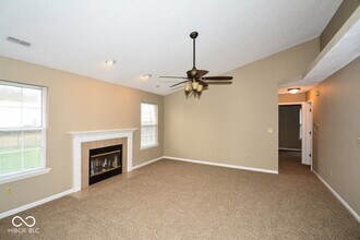 8177 Amarillo Dr in Indianapolis, IN - Building Photo - Building Photo