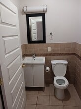 504 Washington St, Unit Lower in Buffalo, NY - Building Photo - Building Photo