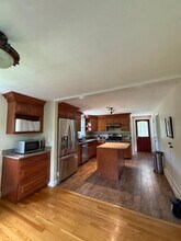 72 Grassland St in Lexington, MA - Building Photo - Building Photo