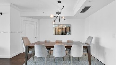 19400 Turnberry Way in Aventura, FL - Building Photo - Building Photo