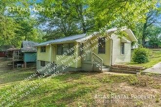 211 Lakeshore Cir in Adamsville, AL - Building Photo - Building Photo