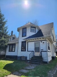 720 E Stockbridge Ave