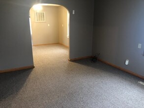 516 N Broadwell Ave in Grand Island, NE - Building Photo - Building Photo