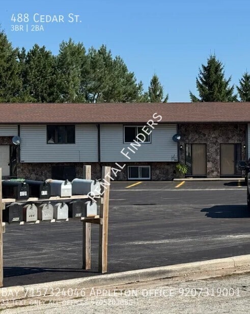 488 Cedar St in Chilton, WI - Building Photo - Building Photo