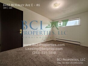 8402 E McKinley Ave in Tacoma, WA - Building Photo - Building Photo