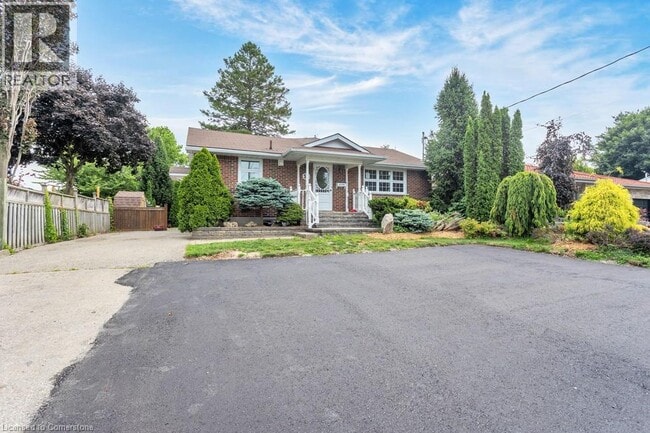 property at 34 Windermere Crescent