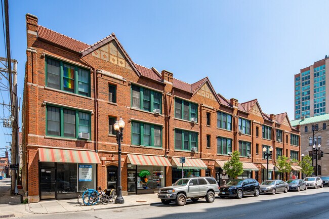 1040-1048 W Bryn Mawr Ave in Chicago, IL - Building Photo - Building Photo