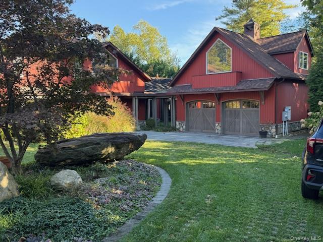 property at 7 Briar Ln