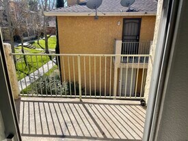 1025 N Tippecanoe Ave, Unit H219 in San Bernardino, CA - Building Photo