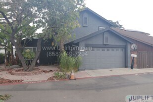 2807 Ledgetop Pl in Spring Valley, CA - Building Photo
