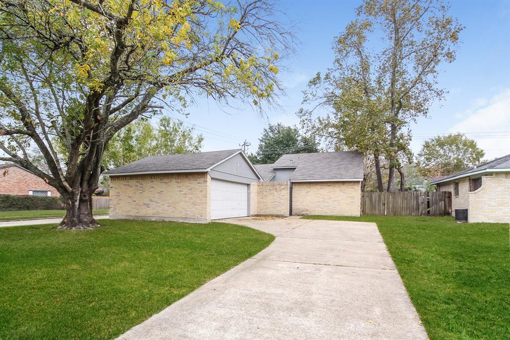 12703 Enchanted Path Dr Photo