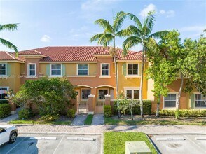 14355 SW 11th St in Pembroke Pines, FL - Building Photo - Building Photo