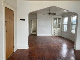 232 Haledon Ave, Unit 3 in Prospect Park, NJ - Building Photo
