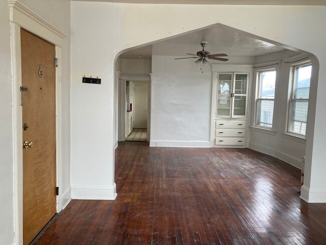 232 Haledon Ave, Unit 3