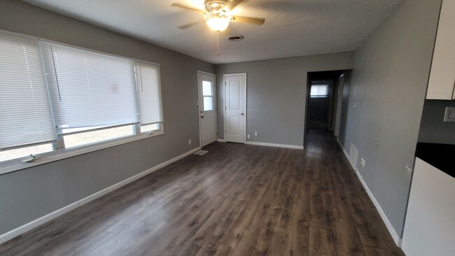 1504 Richmond Rd NE in Cedar Rapids, IA - Building Photo - Building Photo