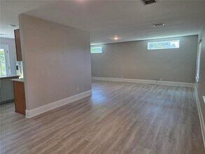 115 Cedarcrest Dr in Acworth, GA - Foto de edificio - Building Photo