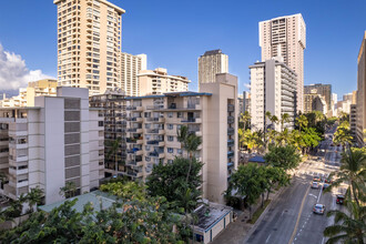 Kuhio Courte in Honolulu, HI - Building Photo - Building Photo