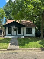 2512 Magnolia St in Texarkana, TX - Building Photo